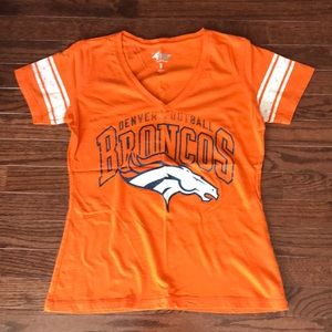 EUC Denver Broncos Women’s size small vneck shirt